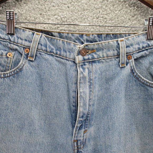 Vintage 1990's Levi's 550 Women's Relaxed Fit Tapered Leg Blue Jeans - Picture 2 of 15